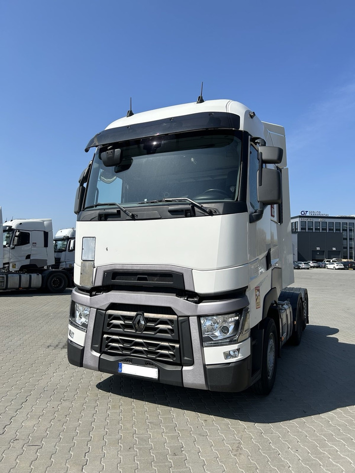Renault T520 - יחידת טרקטור: תמונה 2 Renault T520 - יחידת טרקטור: תמונה 2