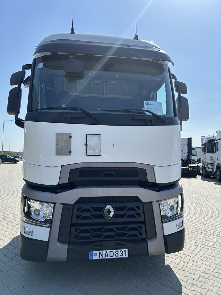 Renault T520 - יחידת טרקטור: תמונה 2 Renault T520 - יחידת טרקטור: תמונה 2