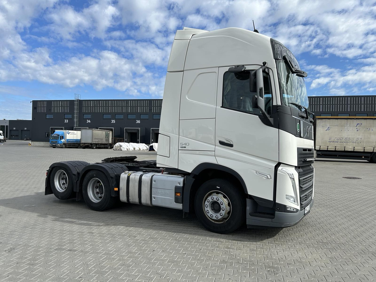 VOLVO FH D13 - יחידת טרקטור: תמונה 3 VOLVO FH D13 - יחידת טרקטור: תמונה 3