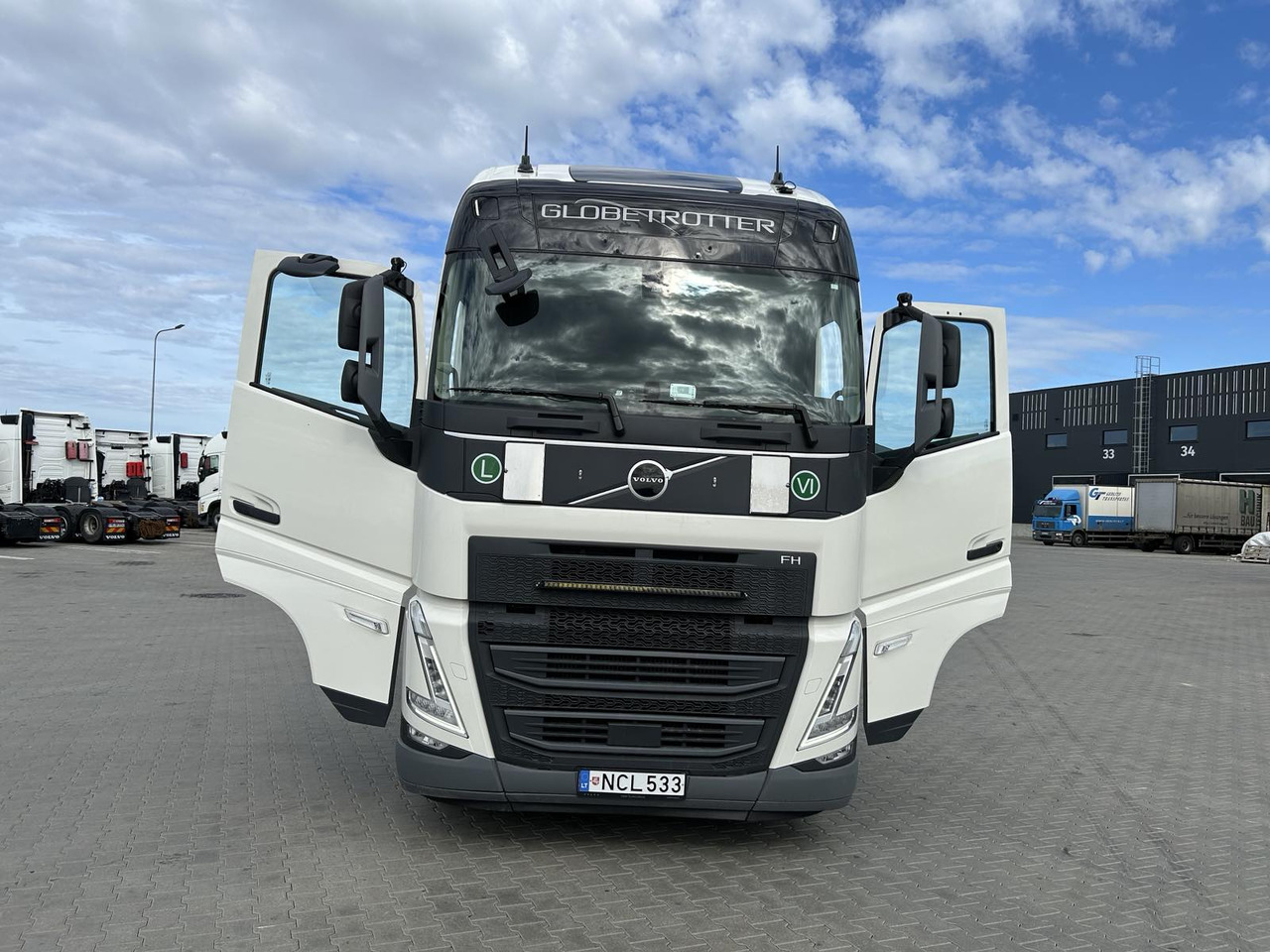 VOLVO FH D13 - יחידת טרקטור: תמונה 4 VOLVO FH D13 - יחידת טרקטור: תמונה 4