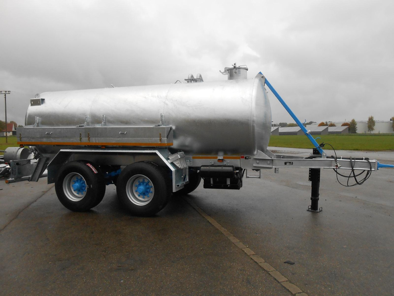 M-Vac 12000l / Wasserfass M-Vac 12000l (12m³) Wasserfass / Wassertank mit 80 km/h Zulassung - קרון נגרר עם מכל: תמונה 1 M-Vac 12000l / Wasserfass M-Vac 12000l (12m³) Wasserfass / Wassertank mit 80 km/h Zulassung - קרון נגרר עם מכל: תמונה 1
