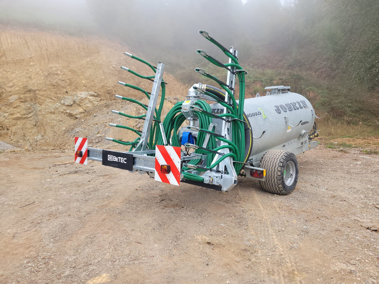 BeTEC Gülleinjektor / Slurry injector / Injecteur / Applicatore / Aplicador de manguera / Шланговый аппликатор / Aplikator 6 m - מזרק תערובת: תמונה 1 BeTEC Gülleinjektor / Slurry injector / Injecteur / Applicatore / Aplicador de manguera / Шланговый аппликатор / Aplikator 6 m - מזרק תערובת: תמונה 1