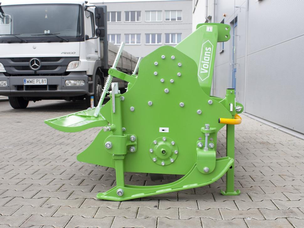 Bomet Bodenfräsen / Rotary tiller / Rotavator / Vangatrice / Desgarrador / Роторный культиватор / Glebogryzarka 3 m - קלטרת סיבובית: תמונה 4 Bomet Bodenfräsen / Rotary tiller / Rotavator / Vangatrice / Desgarrador / Роторный культиватор / Glebogryzarka 3 m - קלטרת סיבובית: תמונה 4