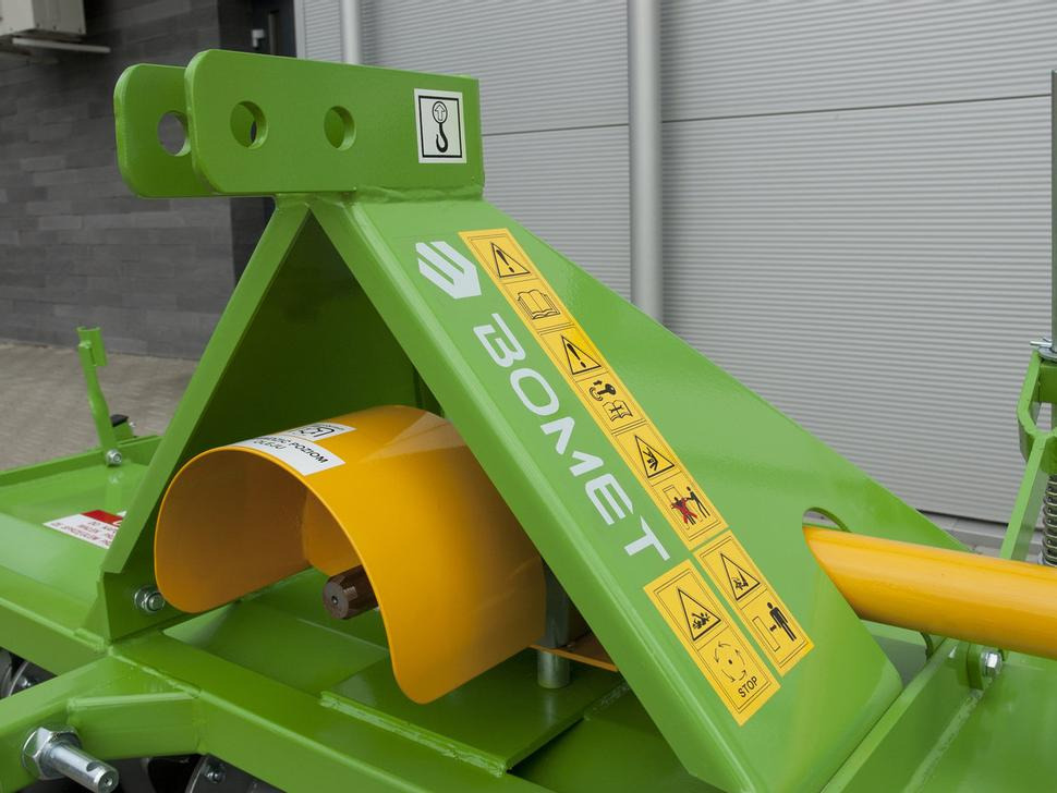 Bomet Bodenfräsen / Rotary tiller / Rotavator / Vangatrice / Rastrillo / Культиватор / Glebogryzarka 2 m - קלטרת סיבובית: תמונה 4 Bomet Bodenfräsen / Rotary tiller / Rotavator / Vangatrice / Rastrillo / Культиватор / Glebogryzarka 2 m - קלטרת סיבובית: תמונה 4