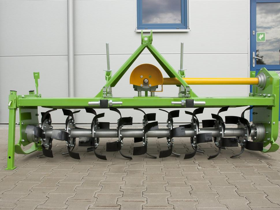 Bomet Bodenfräsen / Rotary tiller / Rotavator / Vangatrice / Rastrillo / Культиватор / Glebogryzarka 2 m - קלטרת סיבובית: תמונה 1 Bomet Bodenfräsen / Rotary tiller / Rotavator / Vangatrice / Rastrillo / Культиватор / Glebogryzarka 2 m - קלטרת סיבובית: תמונה 1