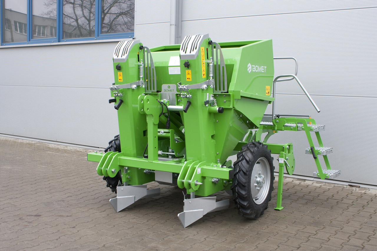 Bomet Kartoffelpflanzmaschine / Potato planter / Planteuse de pomme de terre / Piantapatate / Sadzarka ziemniaków - משתיל תפוחי אדמה: תמונה 1 Bomet Kartoffelpflanzmaschine / Potato planter / Planteuse de pomme de terre / Piantapatate / Sadzarka ziemniaków - משתיל תפוחי אדמה: תמונה 1