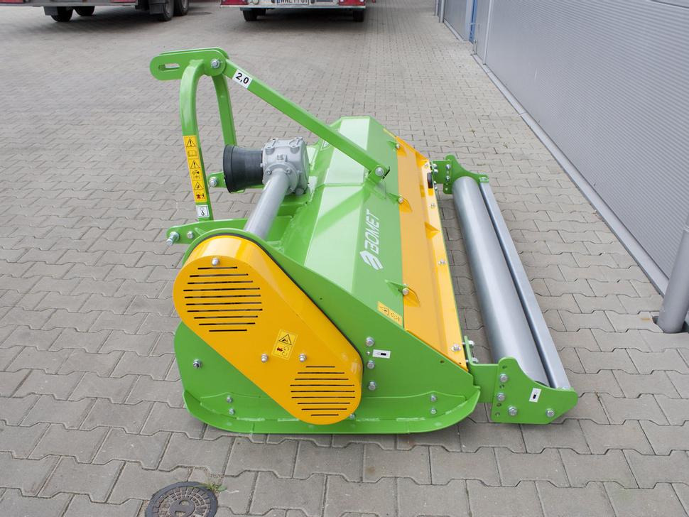 Bomet Schlegelmulcher / Flail mower / Faucheuse à fléaux / Condizionatore a flagelli / Мульчер / Kosiarka bijakowa Indus 2 m - מכסחת תבואה: תמונה 4 Bomet Schlegelmulcher / Flail mower / Faucheuse à fléaux / Condizionatore a flagelli / Мульчер / Kosiarka bijakowa Indus 2 m - מכסחת תבואה: תמונה 4