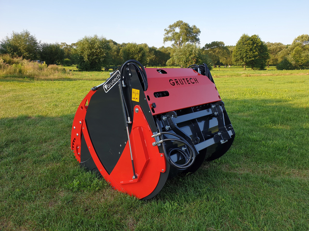 Grutech Futterverteilschaufel / Silage mixer bucket / Godet desileur / Łyżka do zadawania paszy - ציוד צמחי: תמונה 4 Grutech Futterverteilschaufel / Silage mixer bucket / Godet desileur / Łyżka do zadawania paszy - ציוד צמחי: תמונה 4