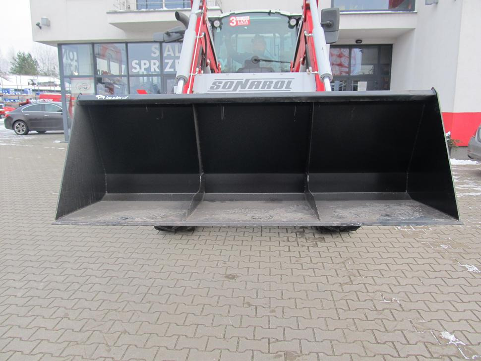 Lauderof Schaufel / Universal Bucket / Godet / Benna / Ковш / Łyżka 2 m - דלי עבור טרקטור חקלאי: תמונה 1 Lauderof Schaufel / Universal Bucket / Godet / Benna / Ковш / Łyżka 2 m - דלי עבור טרקטור חקלאי: תמונה 1