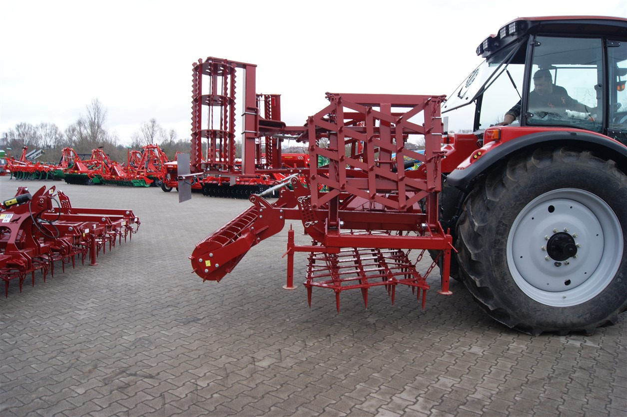 Lupus 5-Felder schwere Zinkenegge / Tine harrow / Herse à dents / Grada de púas de 5 campos / Erpice / 5-польная зубовая борона / Brona zębowa 5 m - משדדה: תמונה 2 Lupus 5-Felder schwere Zinkenegge / Tine harrow / Herse à dents / Grada de púas de 5 campos / Erpice / 5-польная зубовая борона / Brona zębowa 5 m - משדדה: תמונה 2