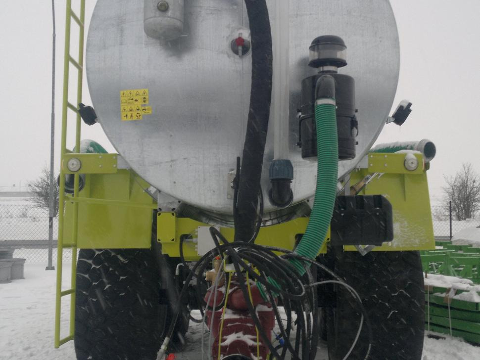 Marco-Polo Gülletankwagen / Slurry tanker / Epandeur à lisier / Cisterna para purines / Cisterna per liquami /Цистерна для жидкого органического удобрения / Wóz asenizacyjny 20 000 l - מכל תערובת: תמונה 5 Marco-Polo Gülletankwagen / Slurry tanker / Epandeur à lisier / Cisterna para purines / Cisterna per liquami /Цистерна для жидкого органического удобрения / Wóz asenizacyjny 20 000 l - מכל תערובת: תמונה 5