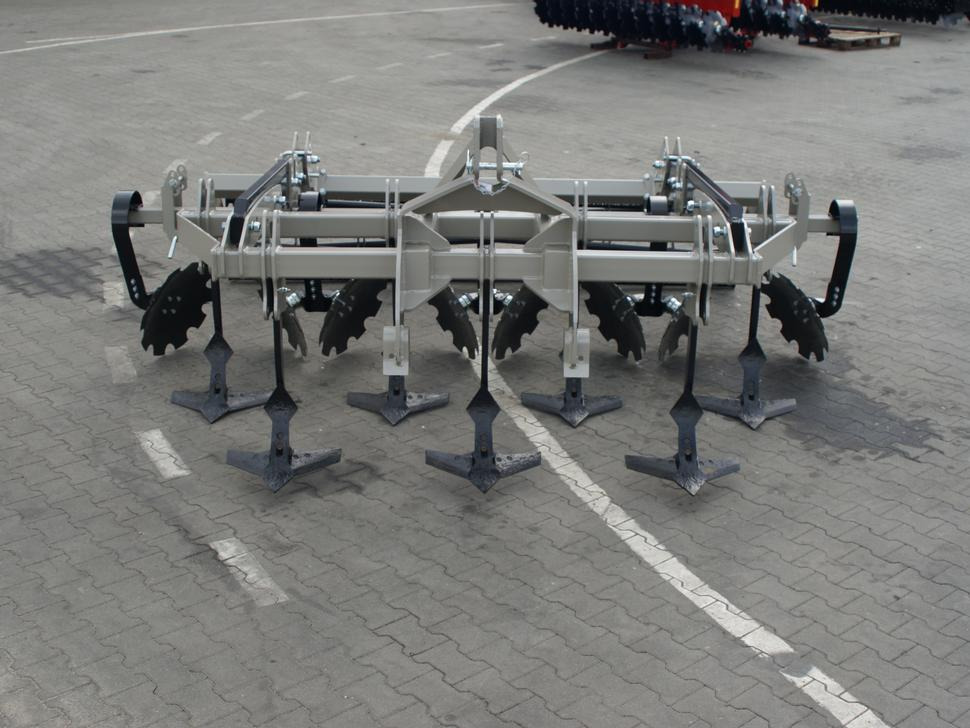 ROLEX Flügelschargrubber / Stubble cultivator / Dechaumeur à dents / Aratri stoppiatori / Стерневой культиватор / Agregat podorywkowy 3 m - קלטרת: תמונה 4 ROLEX Flügelschargrubber / Stubble cultivator / Dechaumeur à dents / Aratri stoppiatori / Стерневой культиватор / Agregat podorywkowy 3 m - קלטרת: תמונה 4