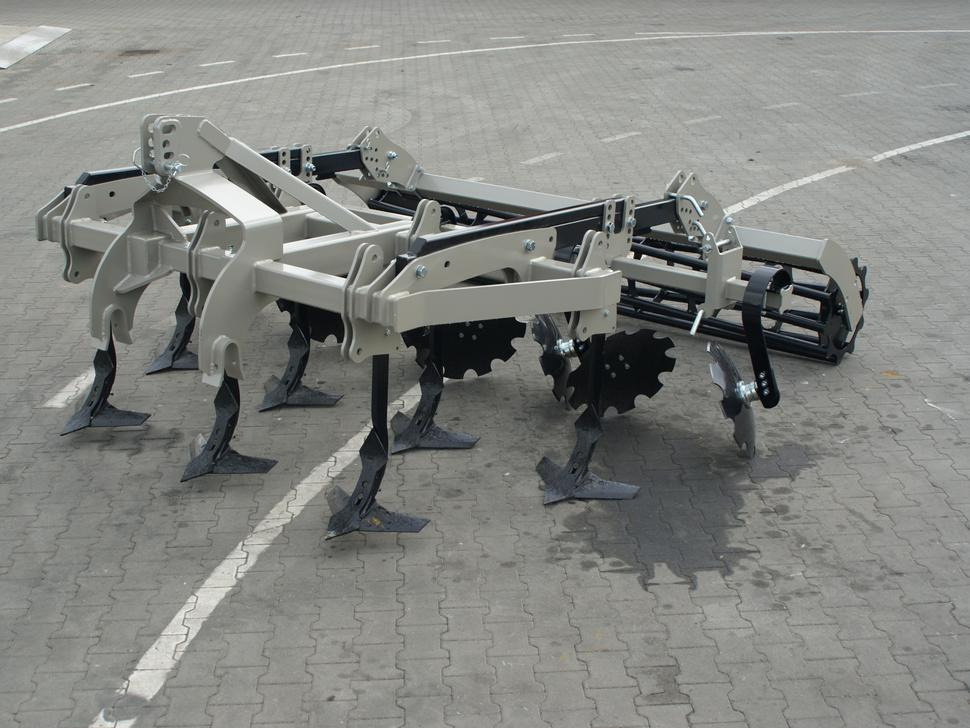 ROLEX Flügelschargrubber / Stubble cultivator / Dechaumeur à dents / Aratri stoppiatori / Стерневой культиватор / Agregat podorywkowy 3 m - קלטרת: תמונה 1 ROLEX Flügelschargrubber / Stubble cultivator / Dechaumeur à dents / Aratri stoppiatori / Стерневой культиватор / Agregat podorywkowy 3 m - קלטרת: תמונה 1