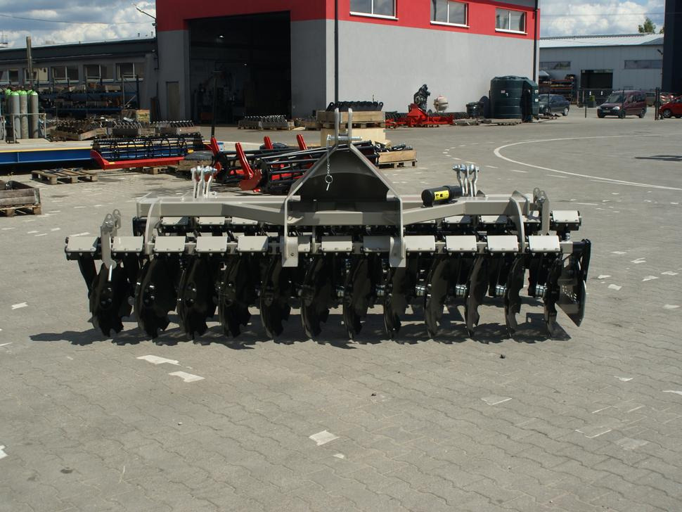 ROLEX Scheibenegge / Disc harrow / Dechaumeur à disques / Erpice a dischi / Дисковая борона / Brona talerzowa 3 m - משדדת דיסק: תמונה 3 ROLEX Scheibenegge / Disc harrow / Dechaumeur à disques / Erpice a dischi / Дисковая борона / Brona talerzowa 3 m - משדדת דיסק: תמונה 3
