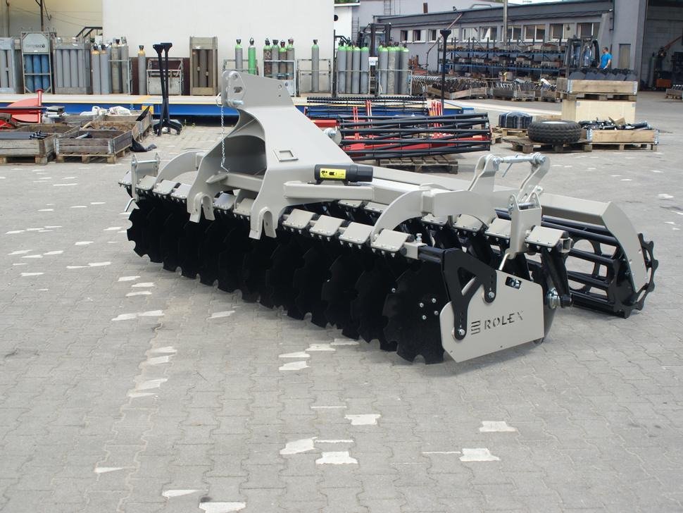 ROLEX Scheibenegge / Discs harrow / Dechaumeur à disques / Erpice a dischi / Cultivador de discos / Дисковая борона / Agregat talerzowy uprawowy 3 m - משדדת דיסק: תמונה 1 ROLEX Scheibenegge / Discs harrow / Dechaumeur à disques / Erpice a dischi / Cultivador de discos / Дисковая борона / Agregat talerzowy uprawowy 3 m - משדדת דיסק: תמונה 1