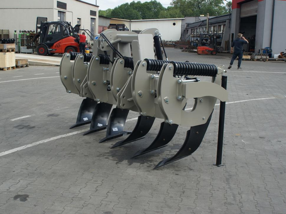 ROLEX Tiefenlockerer / Subsoiler / Décompacteur / Dissodatori / Subsolador / Глубокорыхлитель / Głębosz 3 m - משתת: תמונה 2 ROLEX Tiefenlockerer / Subsoiler / Décompacteur / Dissodatori / Subsolador / Глубокорыхлитель / Głębosz 3 m - משתת: תמונה 2