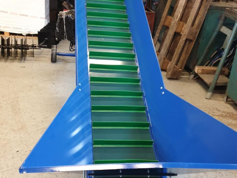 ROLMET Förderband / Belt conveyor / Convoyeur à tapis / Przenośnik taśmowy / Trasportatore a nastro / Конвейер ленточный / Przenośnik taśmowy PT - 1/3R - מסוע חגורה: תמונה 3 ROLMET Förderband / Belt conveyor / Convoyeur à tapis / Przenośnik taśmowy / Trasportatore a nastro / Конвейер ленточный / Przenośnik taśmowy PT - 1/3R - מסוע חגורה: תמונה 3