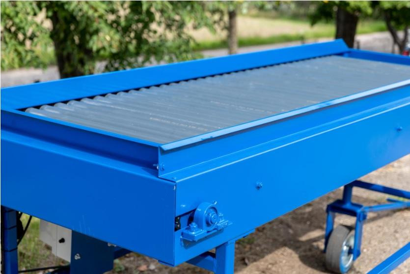 ROLMET Rollenverlesetisch / Sorting table / Table de tri / Tavolo selettivo / Сортировочный стол / Stół przebierczy SP 1 - ציוד לתפוחי אדמה: תמונה 5 ROLMET Rollenverlesetisch / Sorting table / Table de tri / Tavolo selettivo / Сортировочный стол / Stół przebierczy SP 1 - ציוד לתפוחי אדמה: תמונה 5