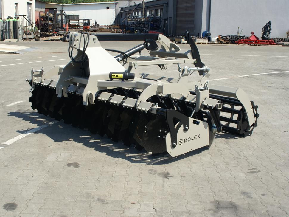 Rolex Scheibenegge / Disc harrow with hydropack / Déchaumeur à disques avec support semoir / Erpice a dischi / Cultivador de discos con hydropack / Дисковая борона с гидропаком 3 m - משדדת דיסק: תמונה 1 Rolex Scheibenegge / Disc harrow with hydropack / Déchaumeur à disques avec support semoir / Erpice a dischi / Cultivador de discos con hydropack / Дисковая борона с гидропаком 3 m - משדדת דיסק: תמונה 1