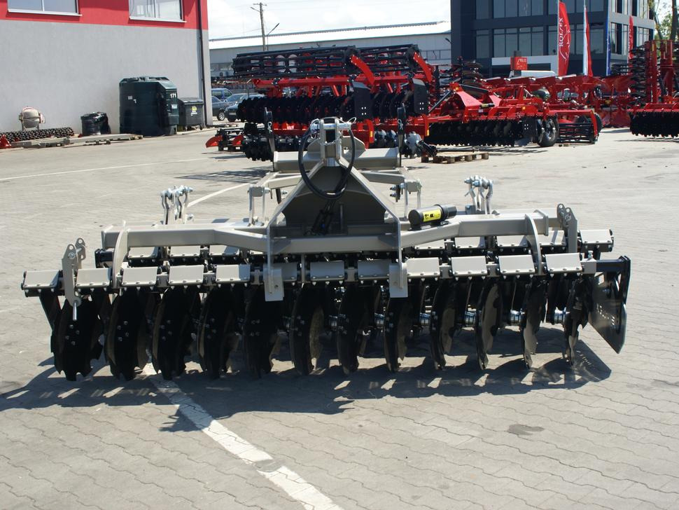 Rolex Scheibenegge / Disc harrow with hydropack / Déchaumeur à disques avec support semoir / Erpice a dischi / Cultivador de discos con hydropack / Дисковая борона с гидропаком 3 m - משדדת דיסק: תמונה 4 Rolex Scheibenegge / Disc harrow with hydropack / Déchaumeur à disques avec support semoir / Erpice a dischi / Cultivador de discos con hydropack / Дисковая борона с гидропаком 3 m - משדדת דיסק: תמונה 4