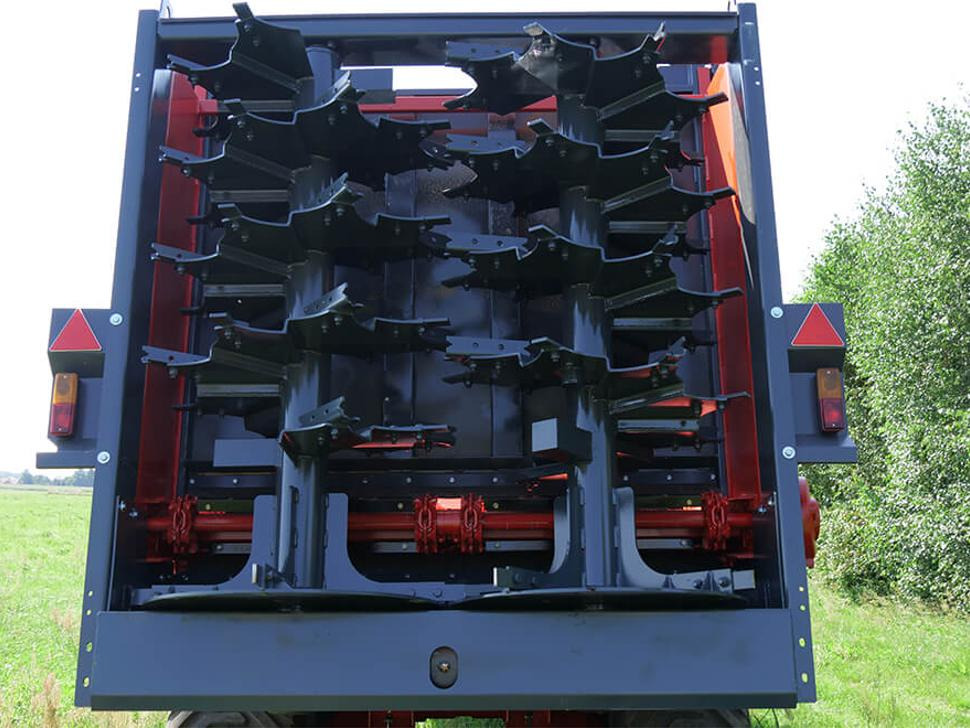 הַחכָּרָה Roltrans Miststreuer / Manure spreader / Epandeur à fumier / Spandiletame / Разбрасыватель органических удобрений / Rozrzutnik obornika N205S/6 BIZON 14 t Roltrans Miststreuer / Manure spreader / Epandeur à fumier / Spandiletame / Разбрасыватель органических удобрений / Rozrzutnik obornika N205S/6 BIZON 14 t: תמונה 26