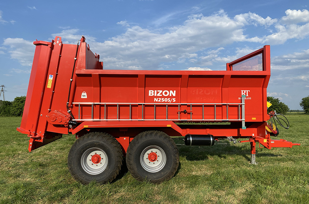 Roltrans Miststreuer / Manure spreader / Epandeur à fumier / Spandiletame / Разбрасыватель органических удобрений / Rozrzutnik obornika N250S/5 10 t - מפזרת זבל: תמונה 3 Roltrans Miststreuer / Manure spreader / Epandeur à fumier / Spandiletame / Разбрасыватель органических удобрений / Rozrzutnik obornika N250S/5 10 t - מפזרת זבל: תמונה 3