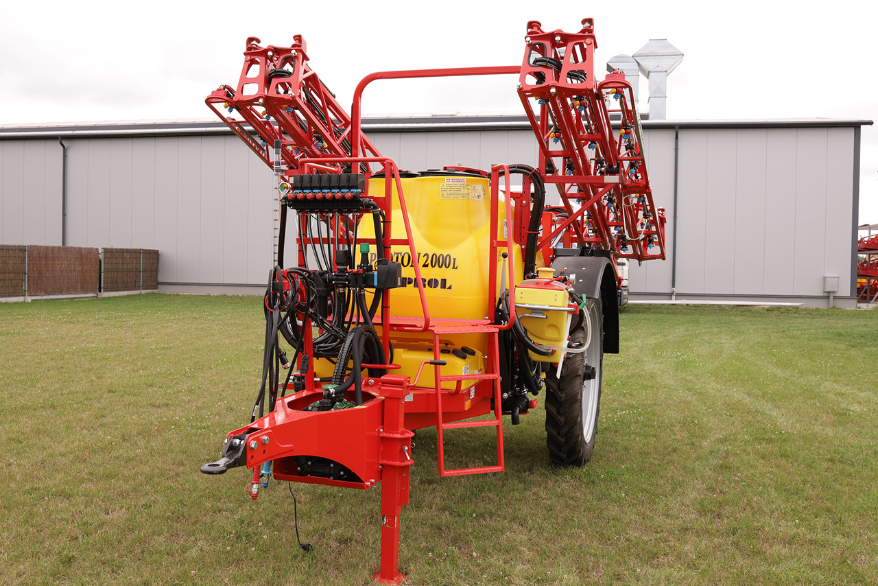 WOPROL Feldspritze / Sprayer / Pulvérisateur / Opryskiwacz 2000 L - מרסס נגרר: תמונה 2 WOPROL Feldspritze / Sprayer / Pulvérisateur / Opryskiwacz 2000 L - מרסס נגרר: תמונה 2