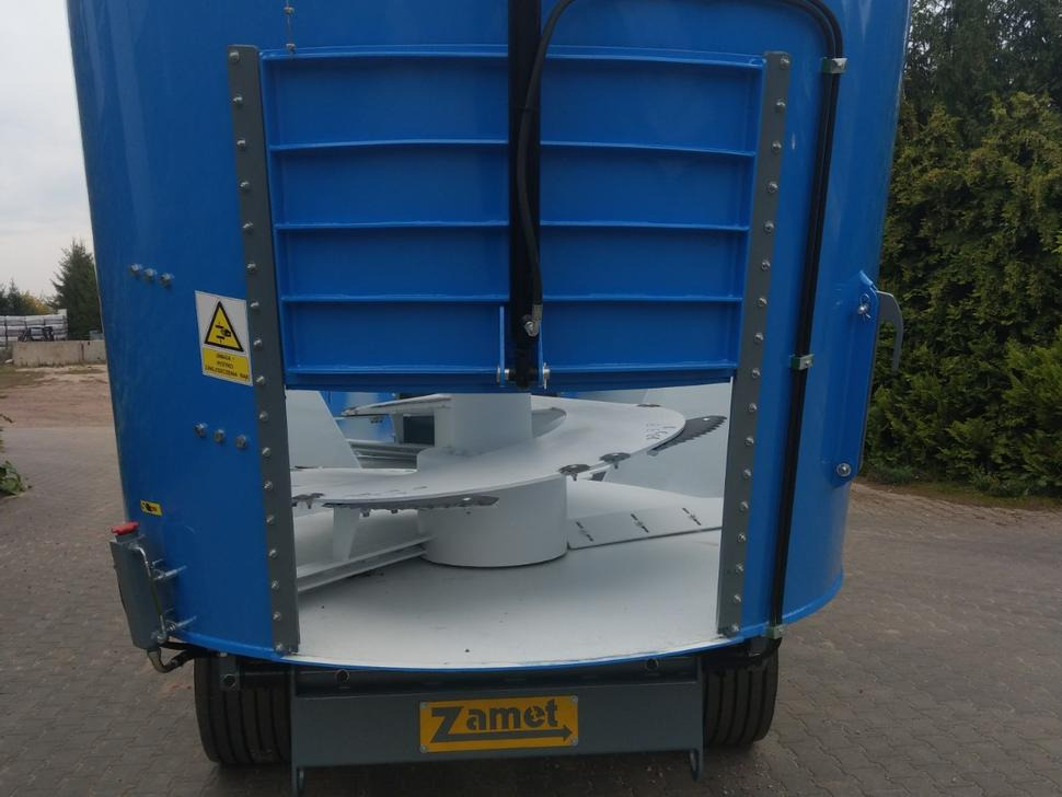ZAMET Futtermischwagen / Feed mixer / Melangeuse / Carro miscelatore / Vagoneta de alimentación /Кормораздатчик / Wóz paszowy 16 m3 - עגלת מערבל מספוא: תמונה 5 ZAMET Futtermischwagen / Feed mixer / Melangeuse / Carro miscelatore / Vagoneta de alimentación /Кормораздатчик / Wóz paszowy 16 m3 - עגלת מערבל מספוא: תמונה 5