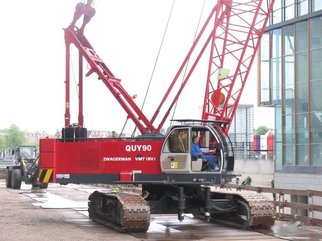 Fushun Quy 90 C - עגורן זוחל: תמונה 2 Fushun Quy 90 C - עגורן זוחל: תמונה 2