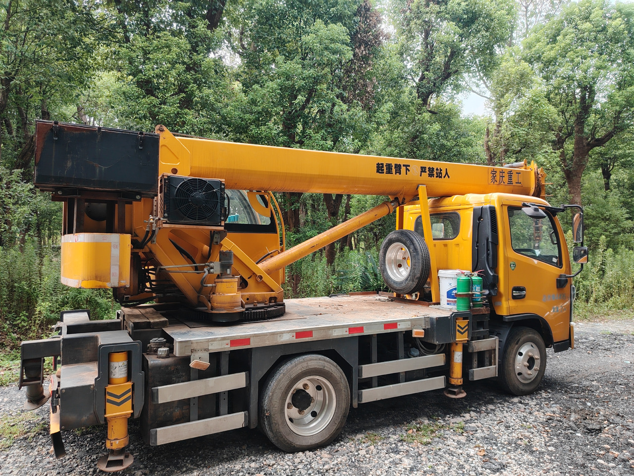 DONGFENG 5 TON - מיני עגורן: תמונה 3 DONGFENG 5 TON - מיני עגורן: תמונה 3