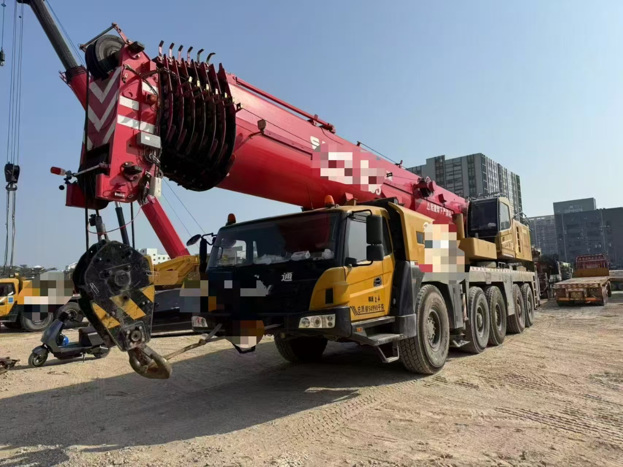 SANY SAC200C8 - עגורן לכל שטח: תמונה 1 SANY SAC200C8 - עגורן לכל שטח: תמונה 1