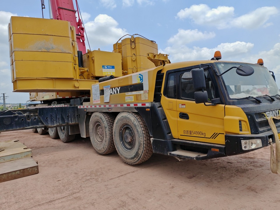 SANY SAC3500C8 - עגורן לכל שטח: תמונה 1 SANY SAC3500C8 - עגורן לכל שטח: תמונה 1