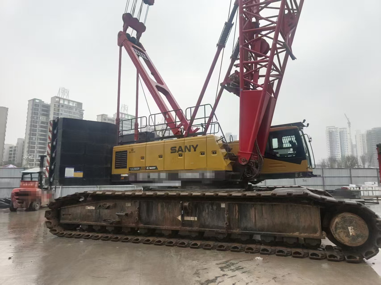 SANY SCC2000 - עגורן זוחל: תמונה 1 SANY SCC2000 - עגורן זוחל: תמונה 1