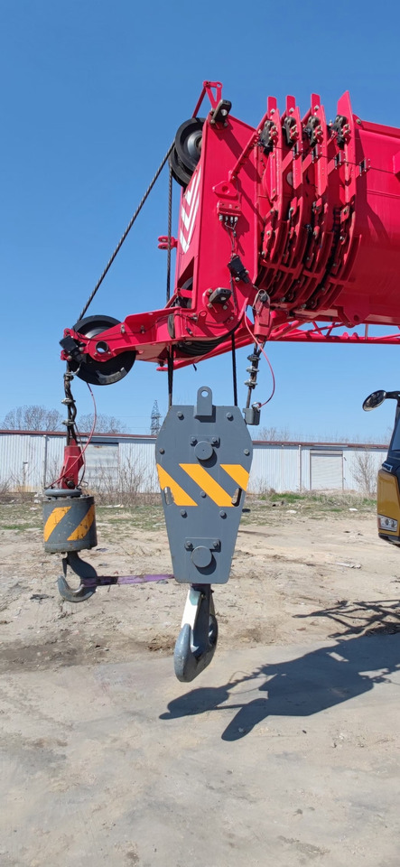 SANY STC1000C5 - עגורן נייד: תמונה 2 SANY STC1000C5 - עגורן נייד: תמונה 2