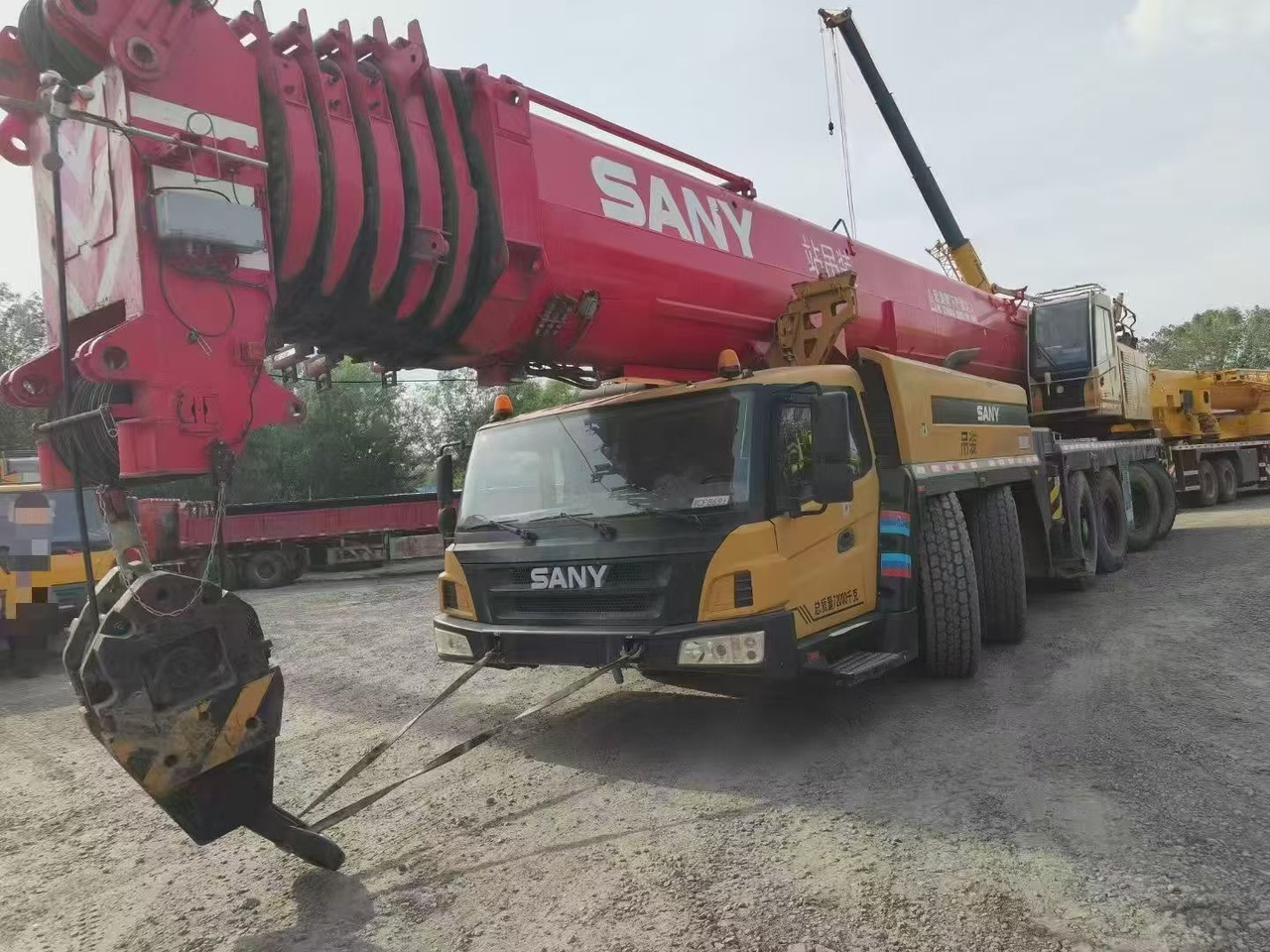 SANY STC3000 - עגורן נייד: תמונה 1 SANY STC3000 - עגורן נייד: תמונה 1