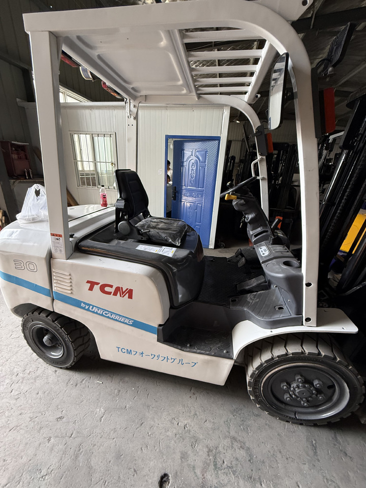 TCM FD30T3C - מלגזה: תמונה 1 TCM FD30T3C - מלגזה: תמונה 1