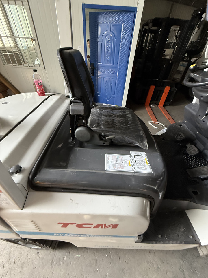 TCM FD30T3C - מלגזה: תמונה 3 TCM FD30T3C - מלגזה: תמונה 3