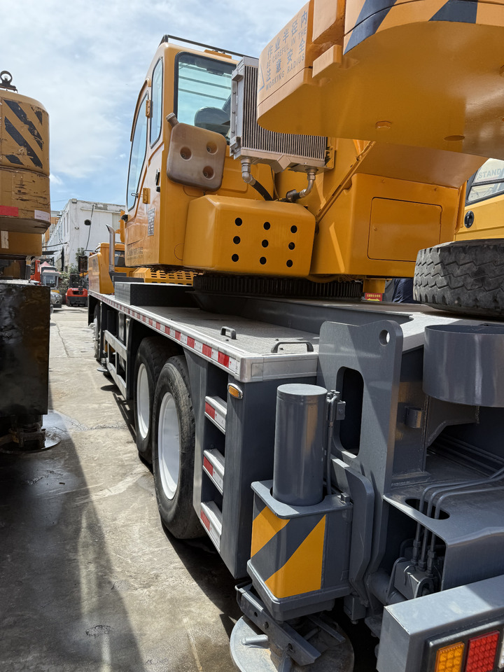 XCMG QY70K-1 - עגורן נייד: תמונה 5 XCMG QY70K-1 - עגורן נייד: תמונה 5