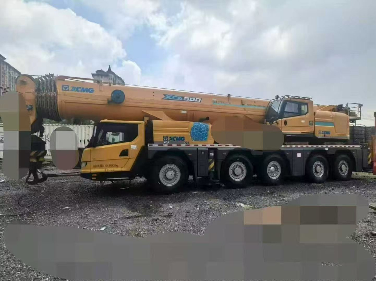 XCMG XCA220 - עגורן לכל שטח: תמונה 1 XCMG XCA220 - עגורן לכל שטח: תמונה 1