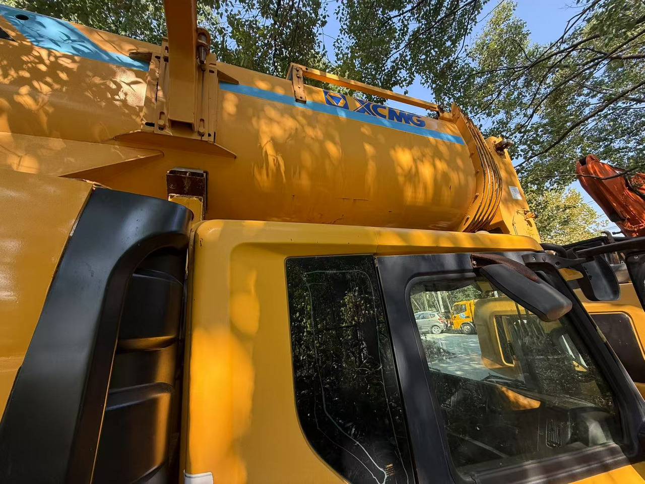 XCMG XCT130 - עגורן נייד: תמונה 5 XCMG XCT130 - עגורן נייד: תמונה 5