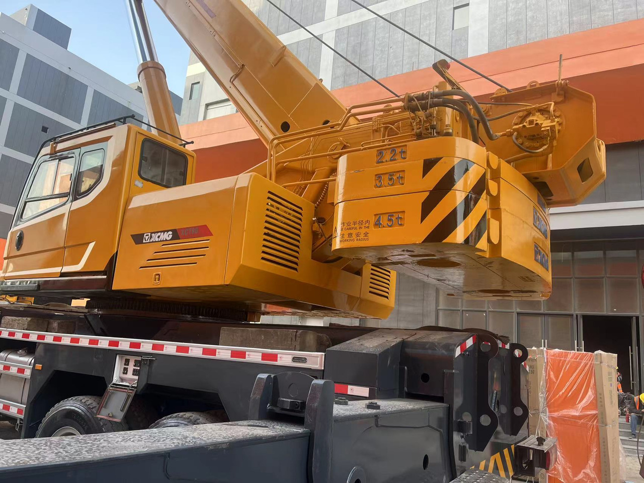 XCMG XCT80L5 - עגורן נייד: תמונה 5 XCMG XCT80L5 - עגורן נייד: תמונה 5