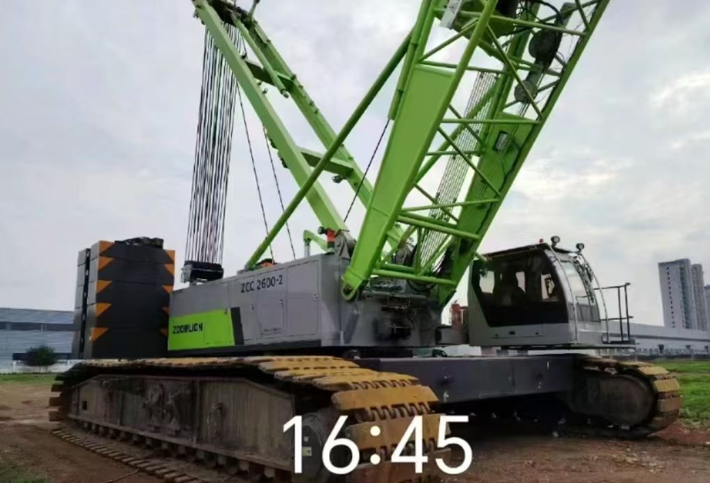 ZOOMLION ZCC260-2 - עגורן זוחל: תמונה 1 ZOOMLION ZCC260-2 - עגורן זוחל: תמונה 1