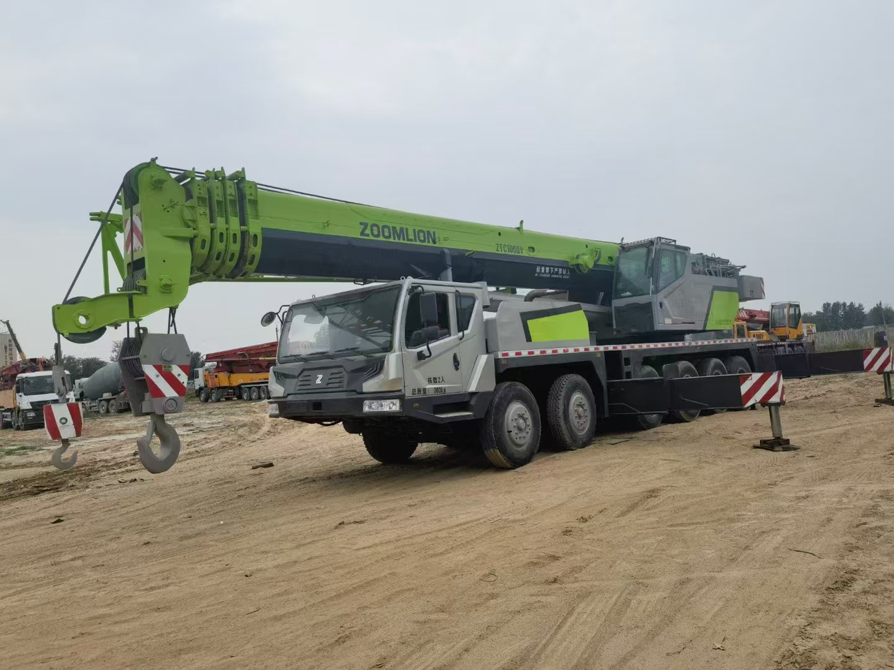 ZOOMLION ZTC1000V - עגורן נייד: תמונה 4 ZOOMLION ZTC1000V - עגורן נייד: תמונה 4