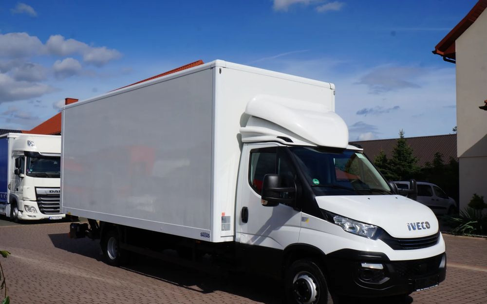 Iveco DAILY 72c18 Automat HI-MATIC Kontener 6 m 74 tys km STAN NOWY - משאית תיבה: תמונה 1 Iveco DAILY 72c18 Automat HI-MATIC Kontener 6 m 74 tys km STAN NOWY - משאית תיבה: תמונה 1