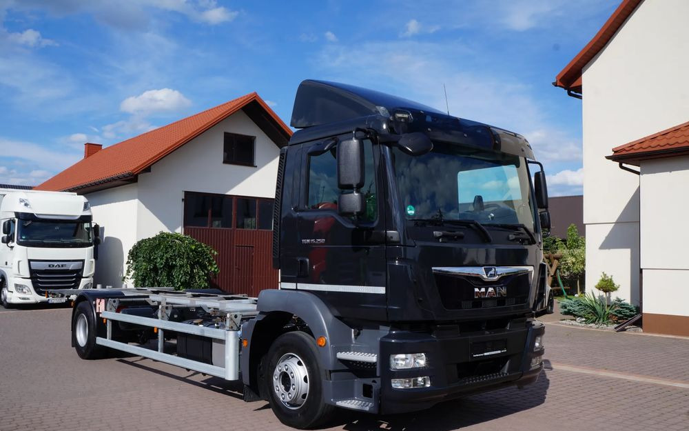 MAN TGM 15.250 EURO 6 RAMA DO ZABUDOWY - משאית עם שלדת תא: תמונה 3 MAN TGM 15.250 EURO 6 RAMA DO ZABUDOWY - משאית עם שלדת תא: תמונה 3