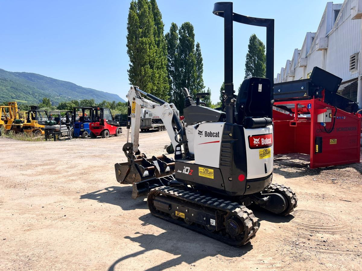 Bobcat E10 Z MINIPELLE 1T - מיני מחפר: תמונה 2 Bobcat E10 Z MINIPELLE 1T - מיני מחפר: תמונה 2