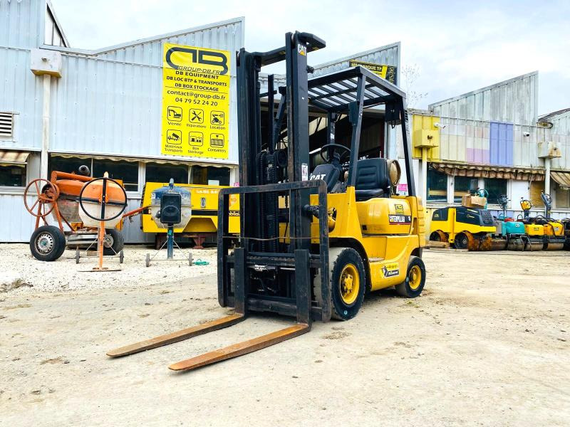 CATERPILLAR Chariot élévateur GP15 - מלגזת LPG: תמונה 1 CATERPILLAR Chariot élévateur GP15 - מלגזת LPG: תמונה 1