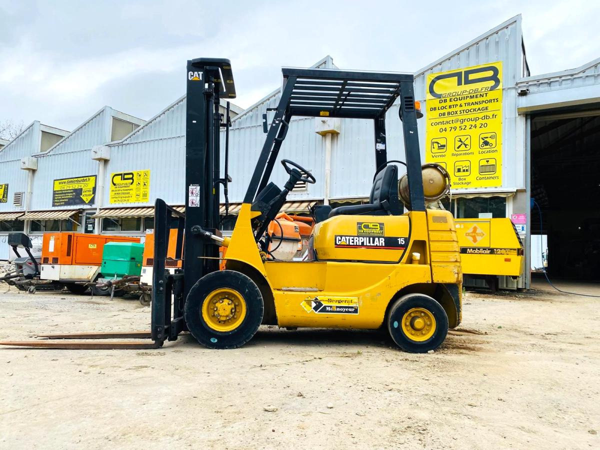 CATERPILLAR Chariot élévateur GP15 - מלגזת LPG: תמונה 2 CATERPILLAR Chariot élévateur GP15 - מלגזת LPG: תמונה 2
