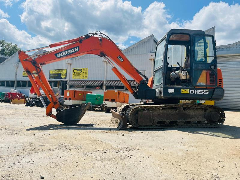 DOOSAN DH55 MINI PELLE 5T - מיני מחפר: תמונה 2 DOOSAN DH55 MINI PELLE 5T - מיני מחפר: תמונה 2