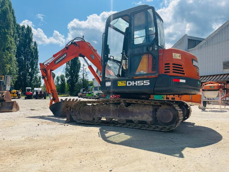 DOOSAN DH55 MINI PELLE 5T - מיני מחפר: תמונה 3 DOOSAN DH55 MINI PELLE 5T - מיני מחפר: תמונה 3